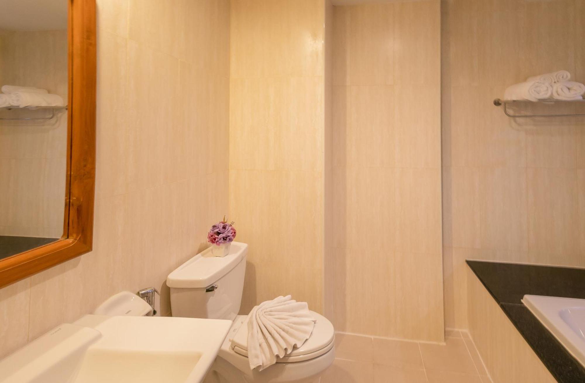 Best Venue Hotel Patong Ngoại thất bức ảnh